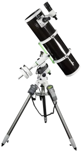 Sky-Watcher Explorer-200P EQ5 SynScan GoTo