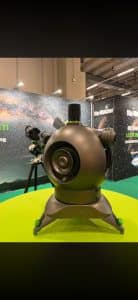 Sky-Watcher ORBIS 60EDX vu de face sur le stand à l'Imaging World 2026